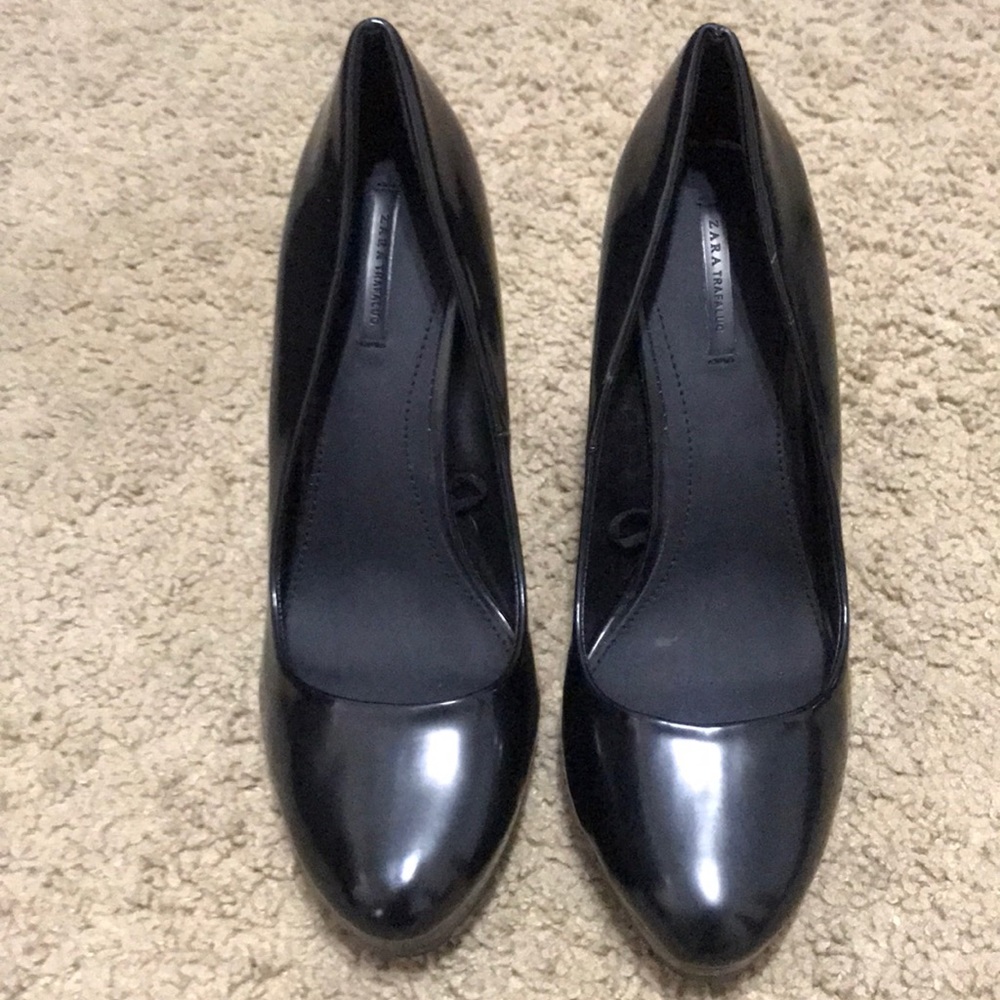 Black Zara Pumps